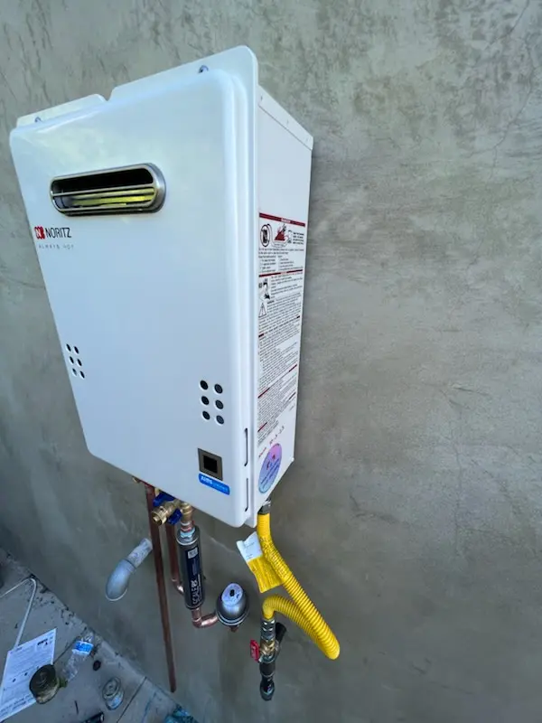 Tankless water heater installation for East Saxton homes